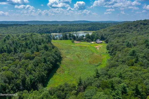 $4,500,000 | 19 Roberts Road, Sandisfield, MA 01255