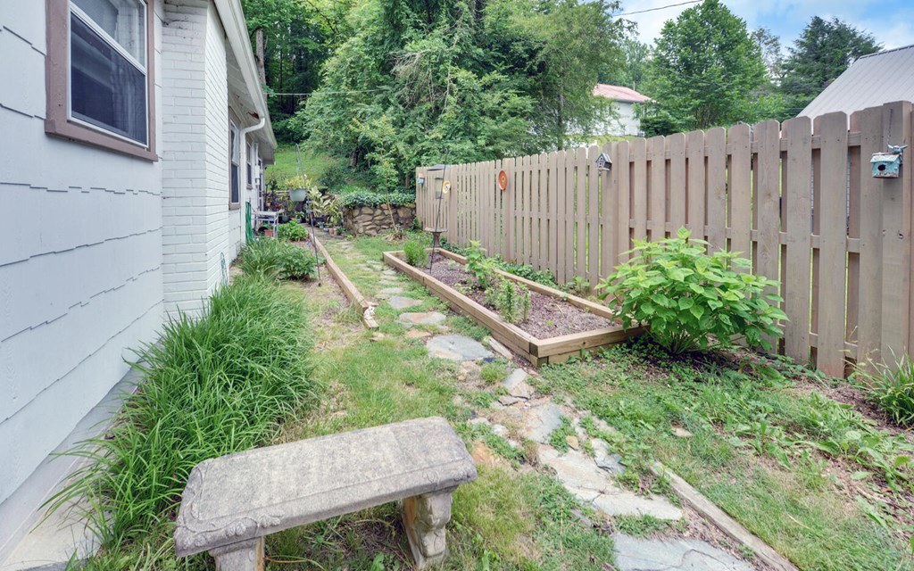 30 Proctor Street Murphy, NC 28906 - Photo 38 of 41 Gallery Image 38