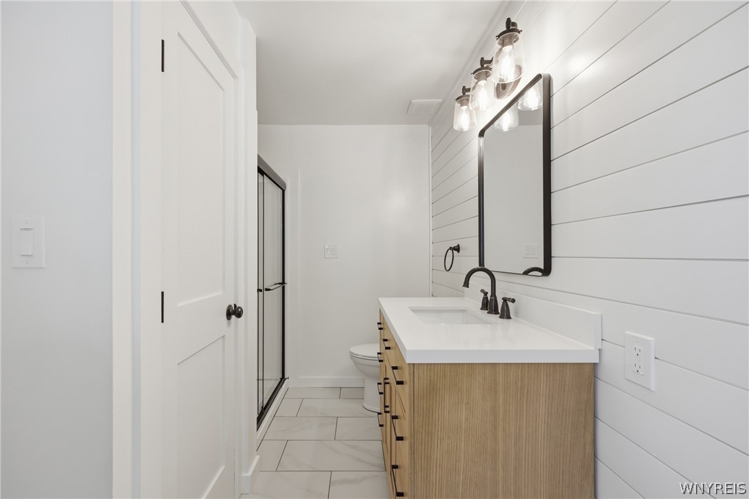 4441 Tonawanda Creek Road Pendleton, NY 14120 - Photo 13 of 50 1st fl full bath