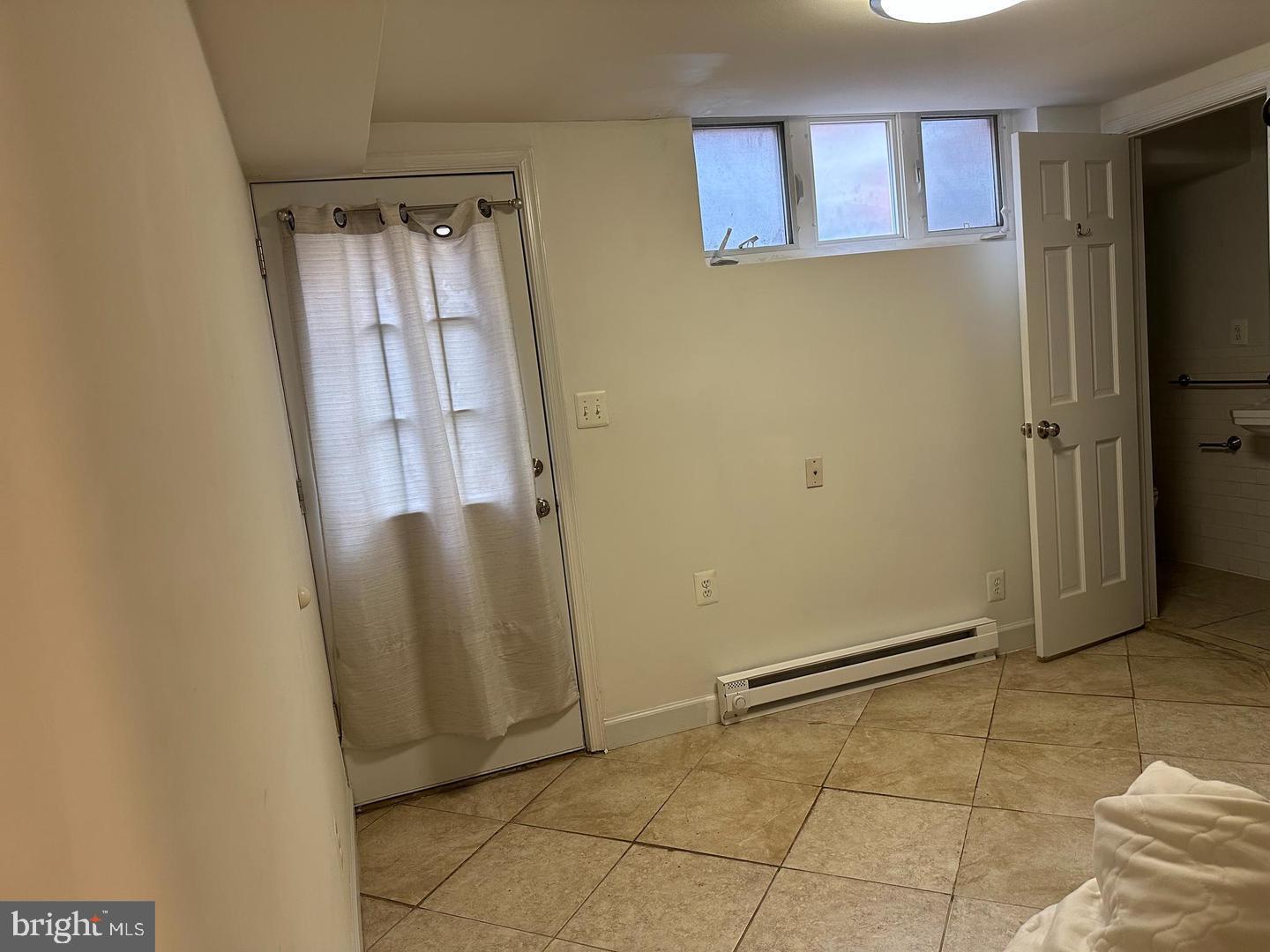 830 D Street Southeast, Unit B Washington, DC 20003 - Photo 17 of 23 a view of front door