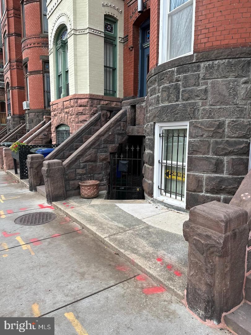 830 D Street Southeast, Unit B Washington, DC 20003 - Photo 2 of 23 a front view of a house