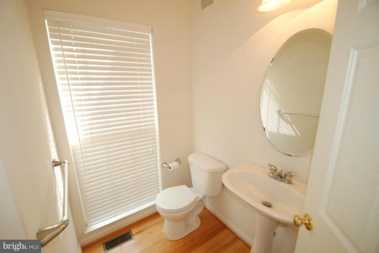 109 Lister Lane Ridgely, MD 21660 - Photo 4 of 30 Half Bath