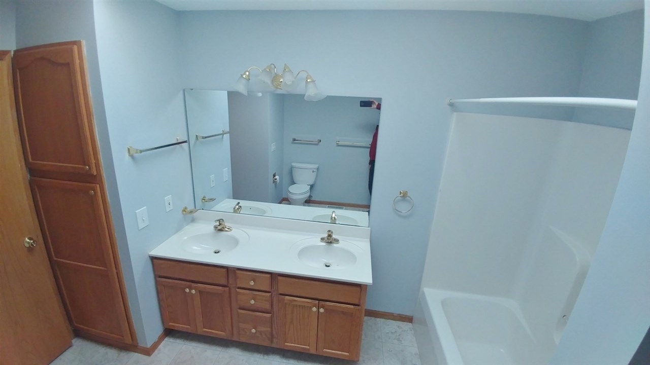 1259 Newcastle Road Washington, IL 61571 - Photo 9 of 10 Gallery Image 9