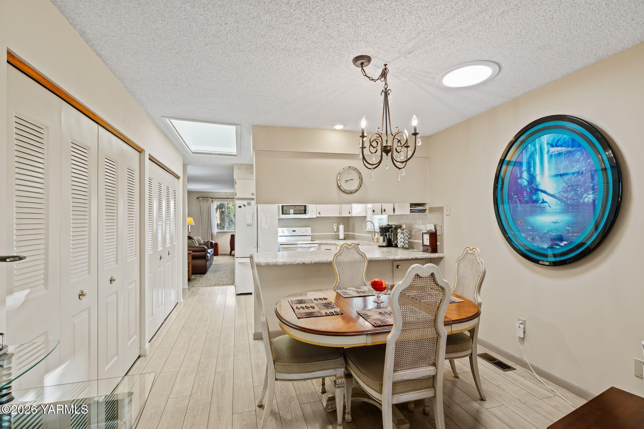 5701 West Chestnut Avenue, Unit 1 Yakima, WA 98908 - Photo 11 of 26 5701 W Chestnut Ave No1-10