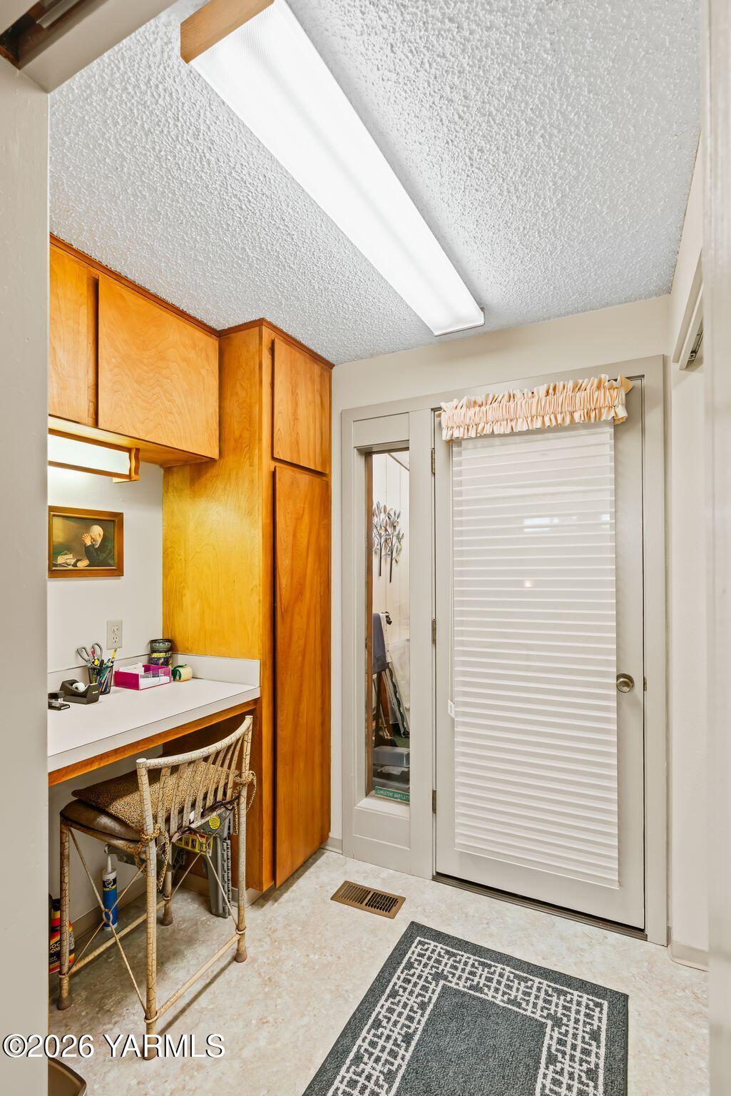 5701 West Chestnut Avenue, Unit 1 Yakima, WA 98908 - Photo 20 of 26 5701 W Chestnut Ave No1-19