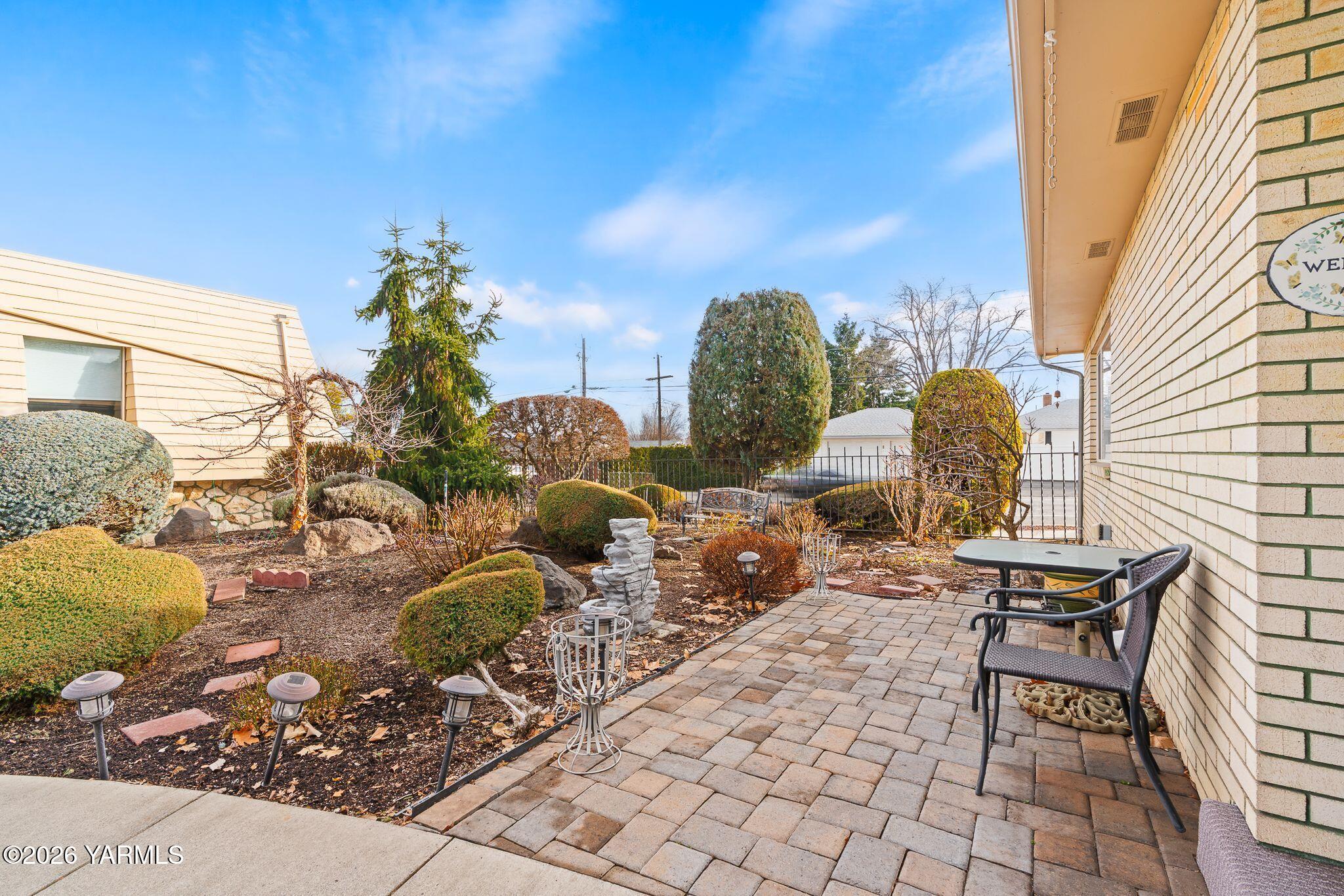 5701 West Chestnut Avenue, Unit 1 Yakima, WA 98908 - Photo 4 of 26