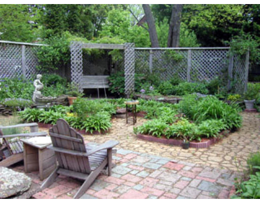 15 Russell Road Dedham, MA 02026 - Photo 2 of 8 Gallery Image 2