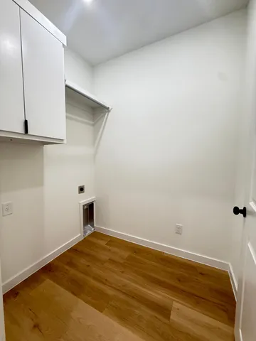 a view of a room with an empty space