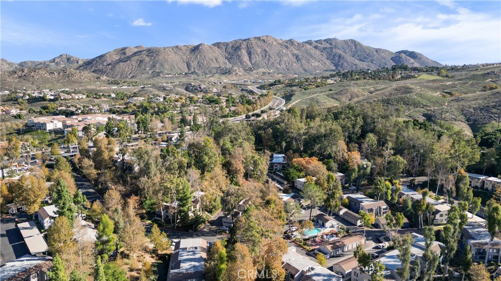 600 Central, Unit 291 Riverside, CA 92507 - Photo 33 of 35 an aerial view of residential house and green space
