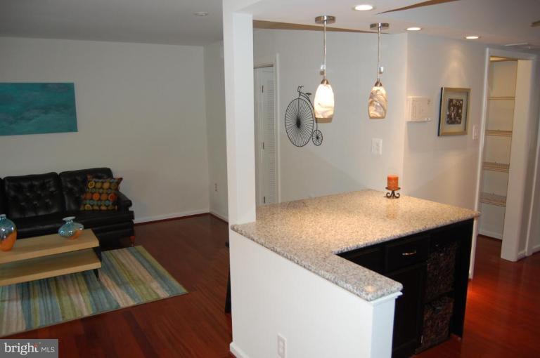 254 Cottage Road Sterling, VA 20164 - Photo 2 of 17 Breakfast Area