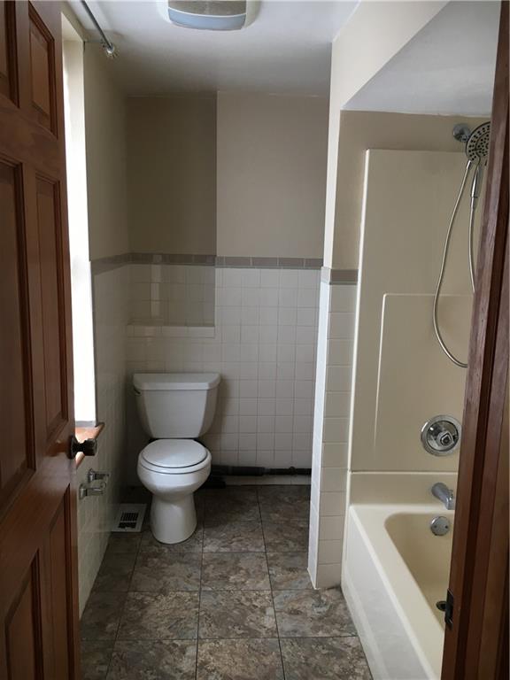 124 River Road Natrona Heights, PA 15065 - Photo 18 of 25 Gallery Image 18