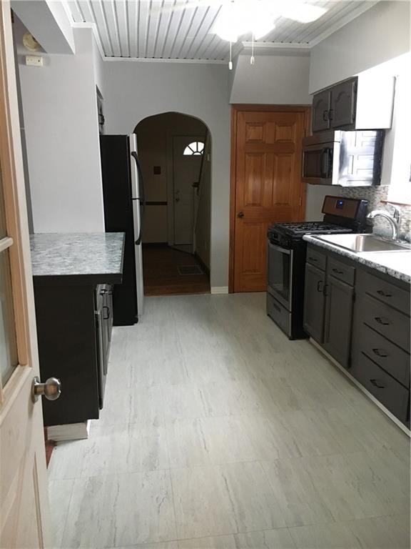 124 River Road Natrona Heights, PA 15065 - Photo 10 of 25 Gallery Image 10