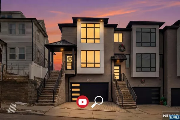 $1,400,000 | 256 A 7th Street, Palisades Park, NJ 07650