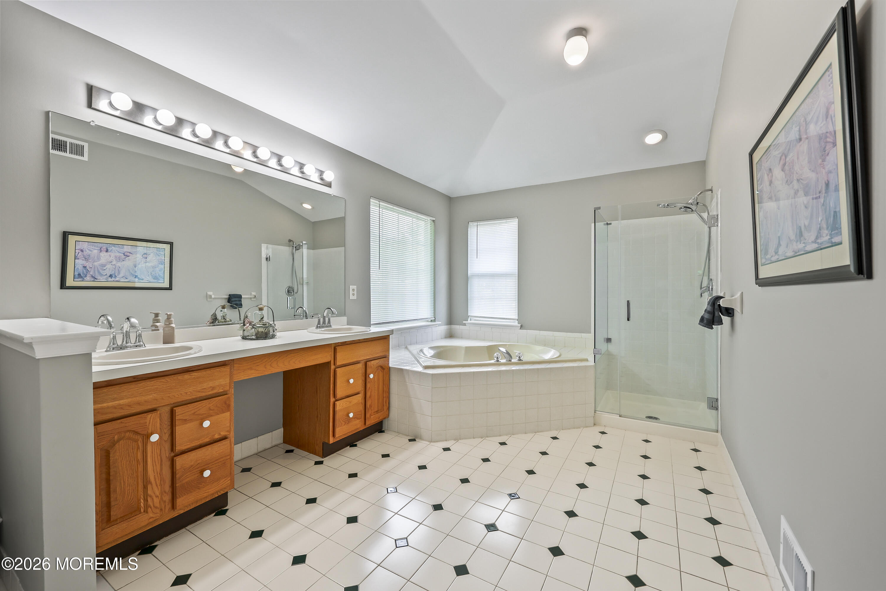 18 Queens Pass Colts Neck, NJ 07722 - Photo 37 of 61 36-print-LPM_2317