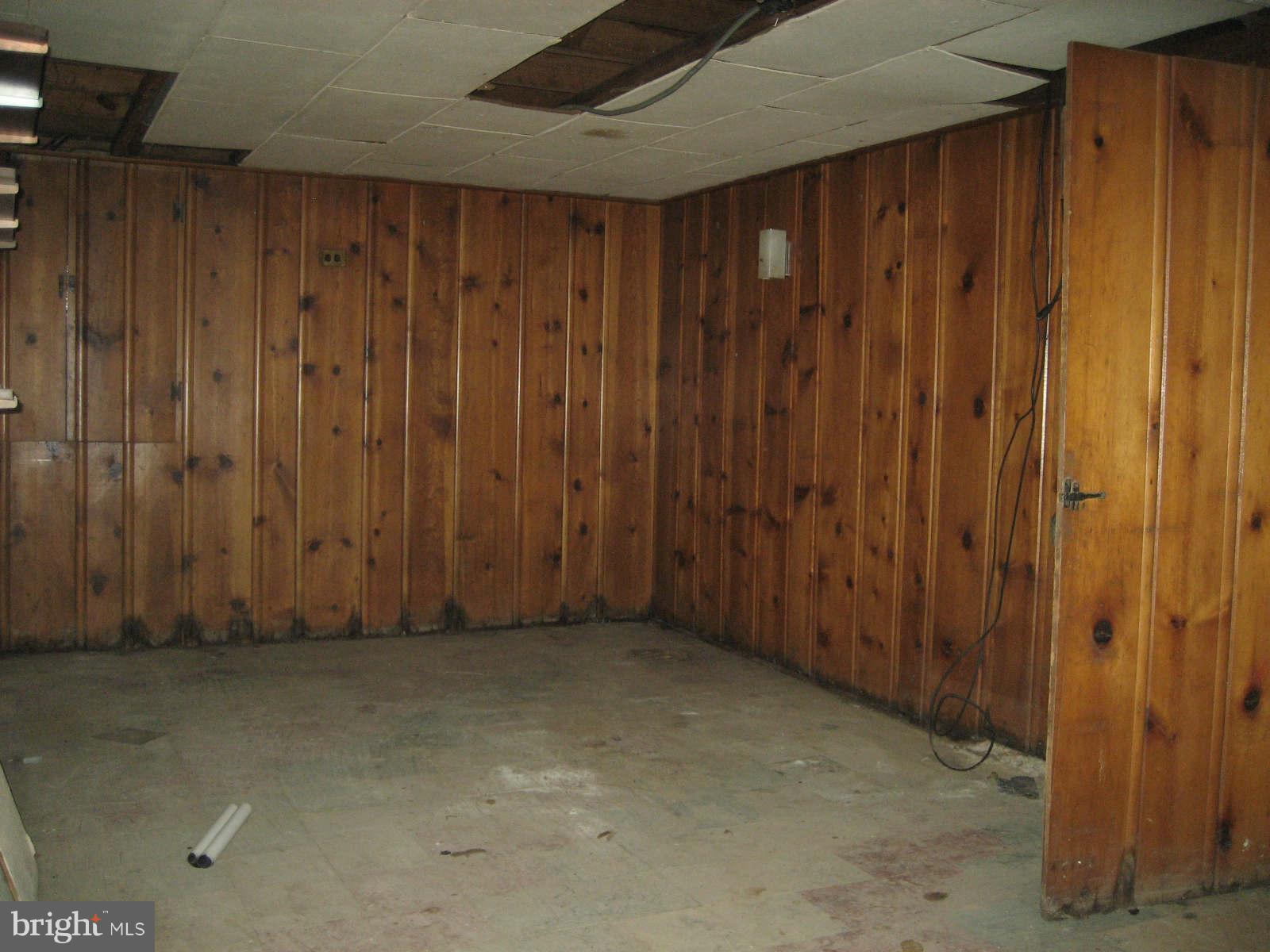 617 St Dunstans Road Baltimore, MD 21212 - Photo 12 of 14 Interior (General)