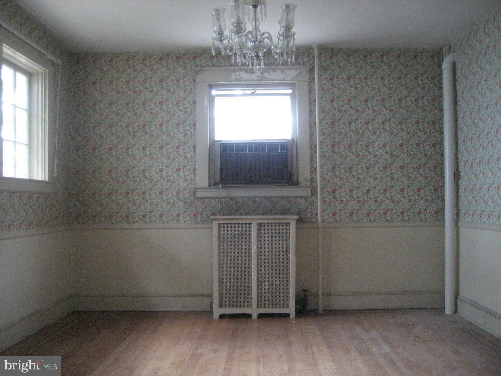 617 St Dunstans Road Baltimore, MD 21212 - Photo 6 of 14 Interior (General)