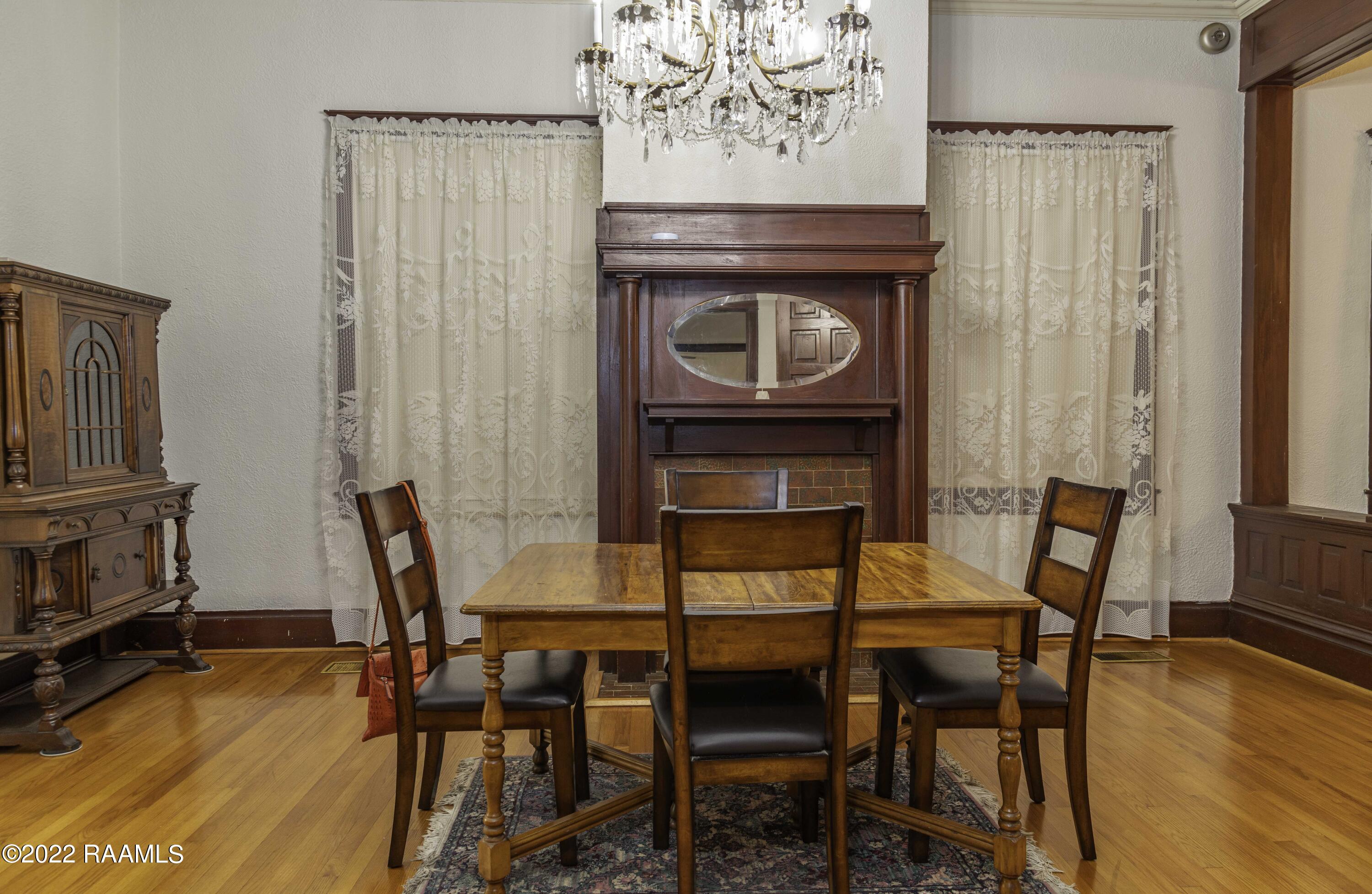 504 East Main Street New Iberia, LA 70560 - Photo 9 of 43 Formal Dining 2