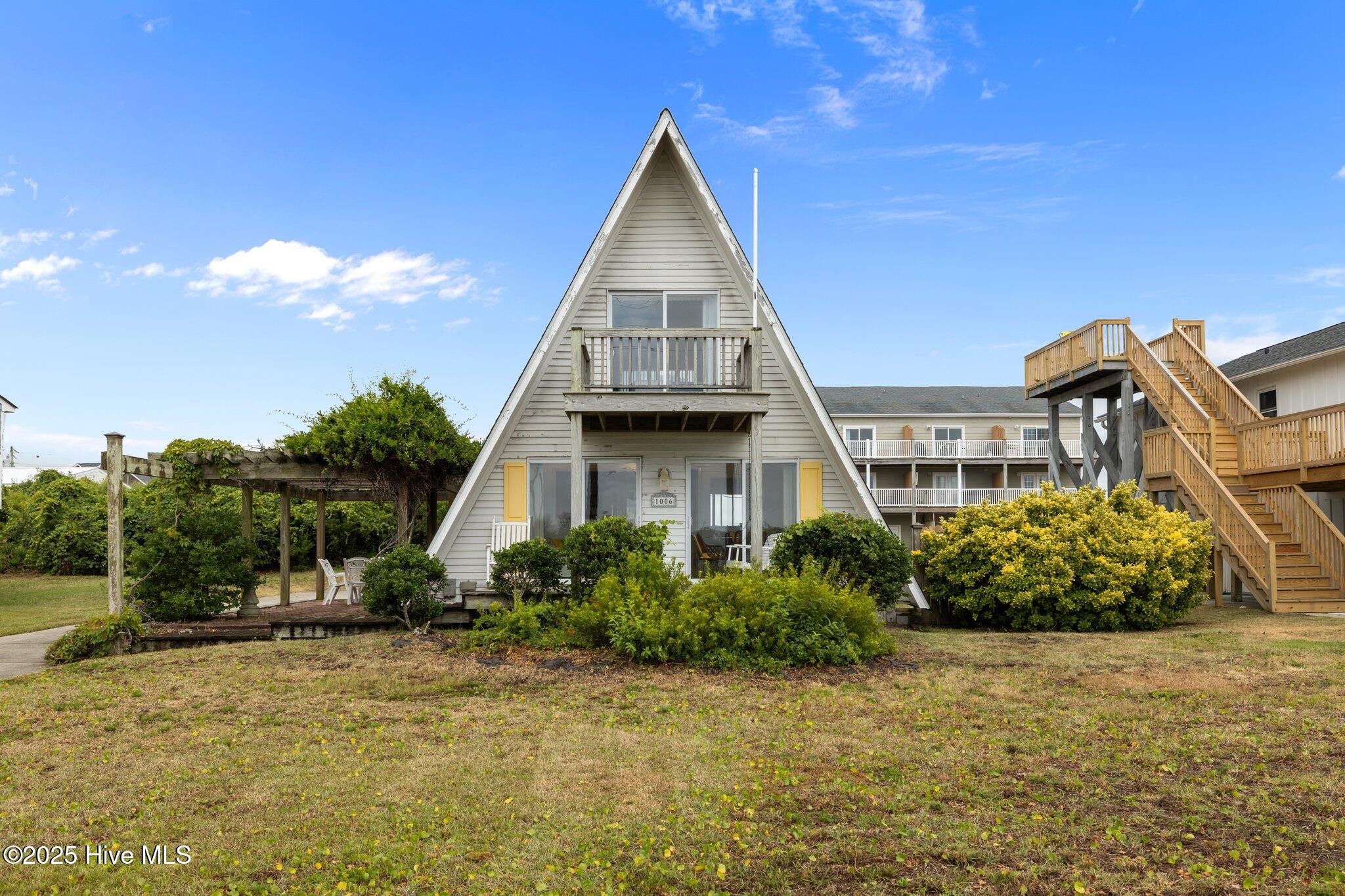 1006 East Fort Macon Road Atlantic Beach, NC 28512 - Photo 1 of 1 Primary photo
