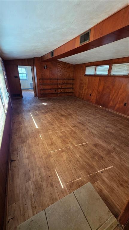 405 East Colt Street Windsor, MO 65360 - Photo 6 of 10