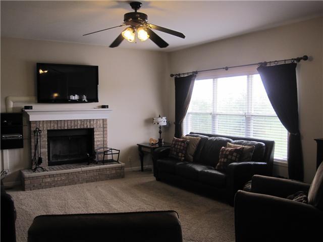 9049 Tilly Mill Road Indianapolis, IN 46278 - Photo 7 of 20 Gallery Image 7