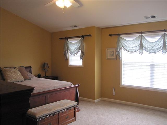 9049 Tilly Mill Road Indianapolis, IN 46278 - Photo 9 of 20 Gallery Image 9