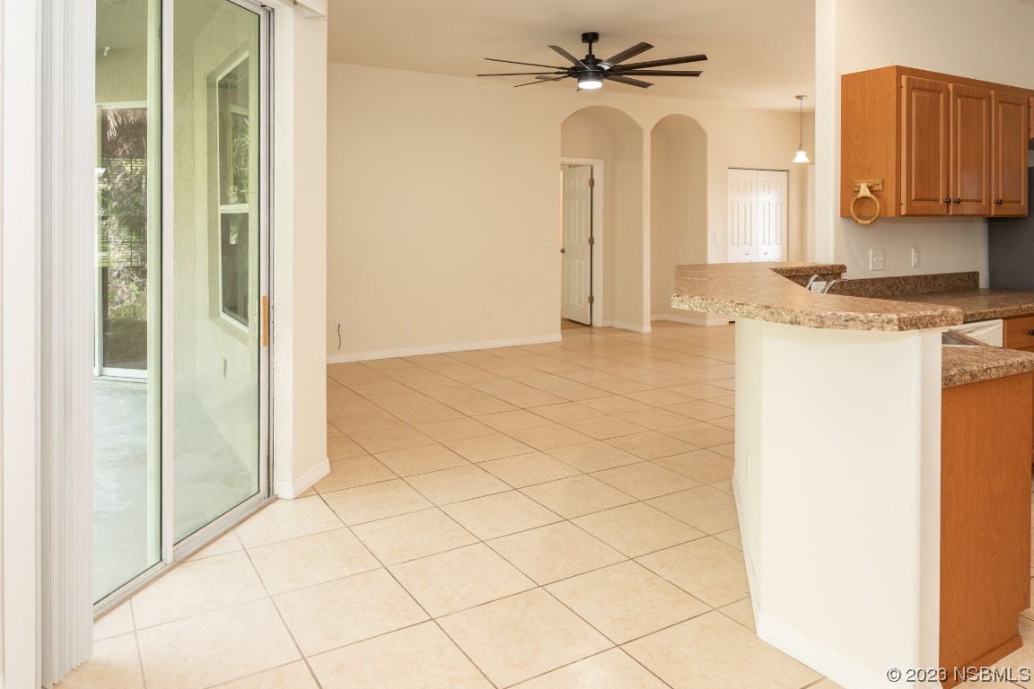 4650 Tree Top Lane Edgewater, FL 32141 - Photo 14 of 35 Gallery Image 14