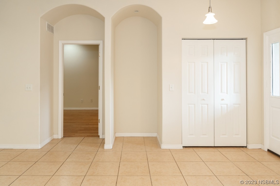 4650 Tree Top Lane Edgewater, FL 32141 - Photo 15 of 35 Gallery Image 15