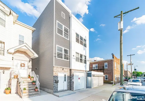$850,000 | 295 North 10th Street, Newark, NJ 07107