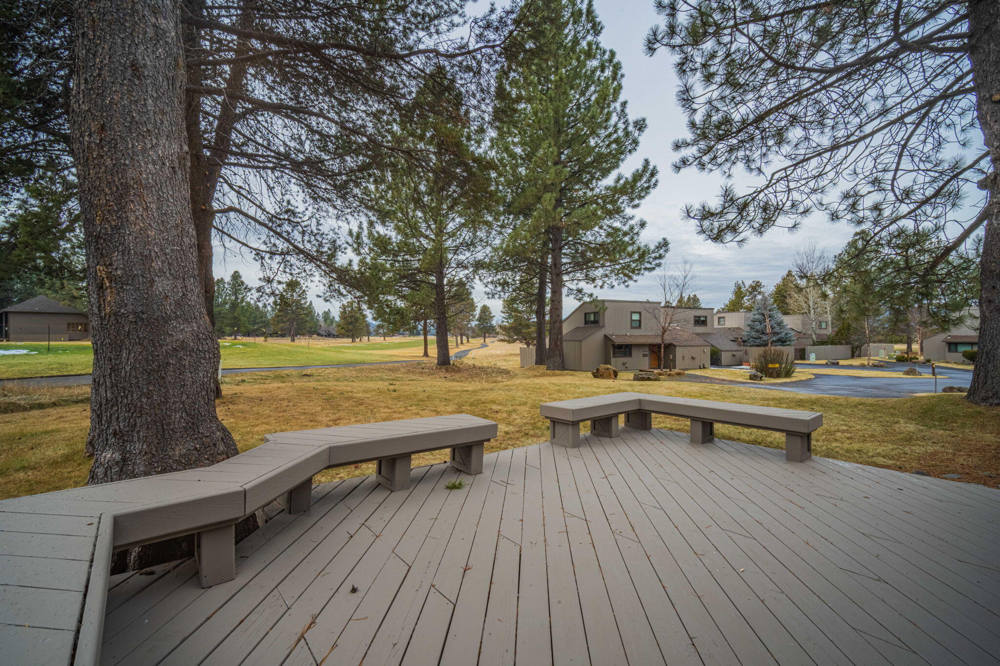 57231 Island Road, Unit 31 Sunriver, OR 97707 - Photo 29 of 32 31-web-or-mls-31 Meadow House-31