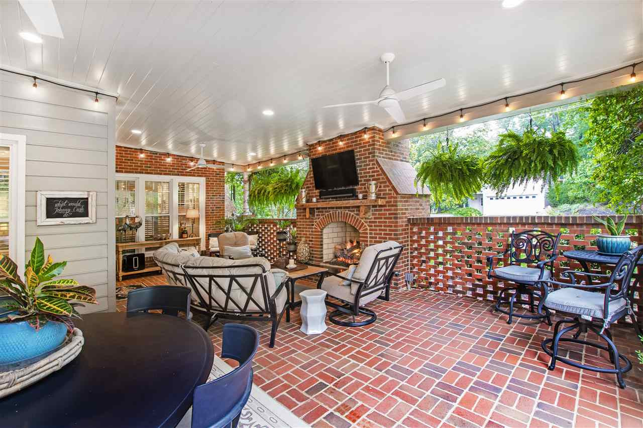 2324 Oxford Road Raleigh, NC 27608 - Photo 13 of 30 Beautiful!