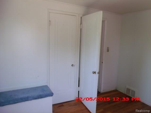 8847 Farmbrook Street Detroit, MI 48224 - Photo 14 of 16