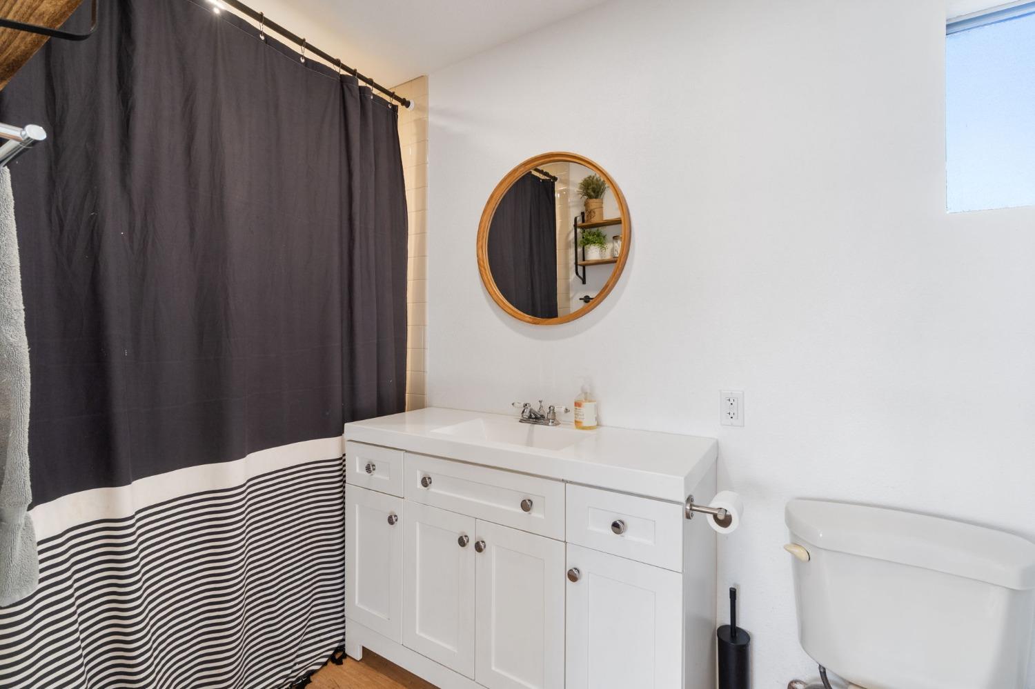 29696 Auberry Road Prather, CA 93651 - Photo 15 of 34 a bathroom with a sink and a mirror