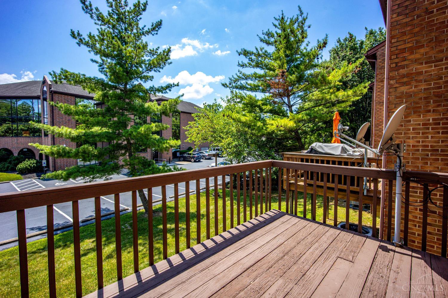 10667 Montgomery Road, Unit 13 Montgomery, OH 45242 - Photo 27 of 36