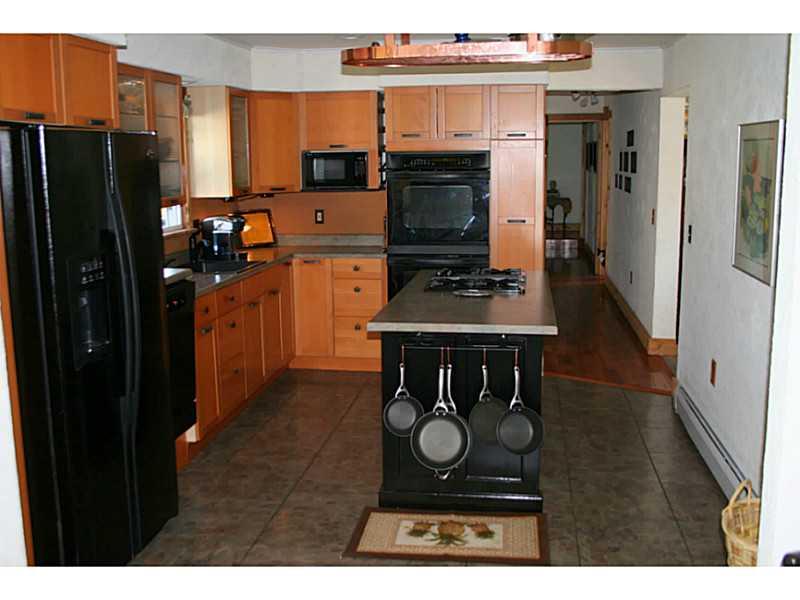 322 Little Creek Road Harmony, PA 16037 - Photo 7 of 24 Kitchen.