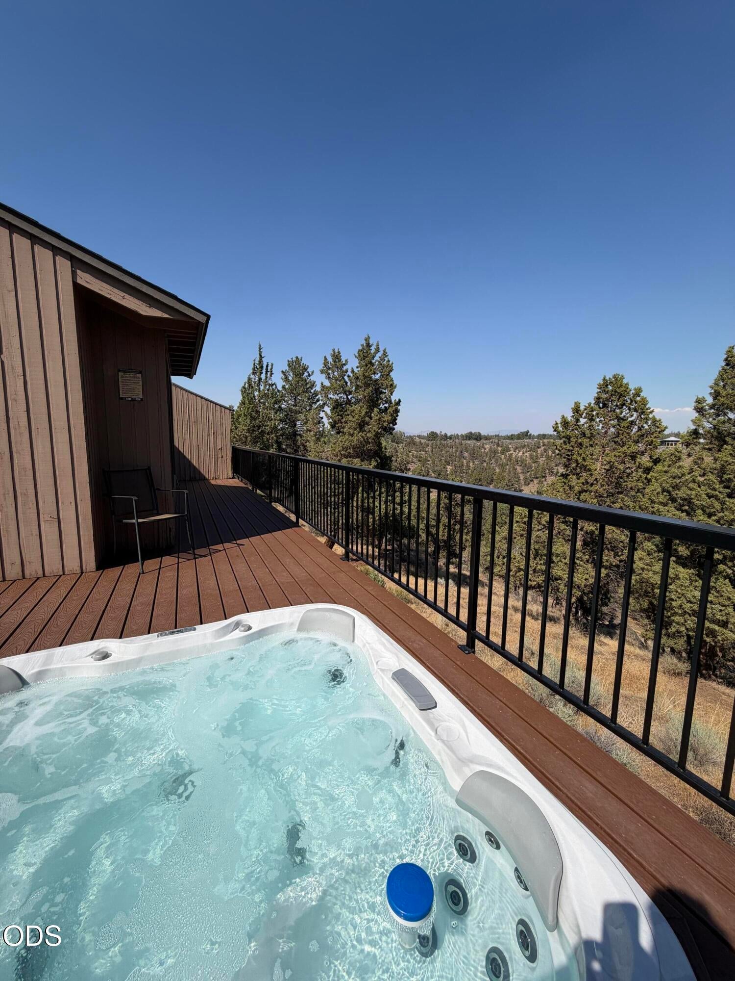 1916 Redtail Hawk Drive, Unit RV45G Redmond, OR 97756 - Photo 23 of 60 Gallery Image 23