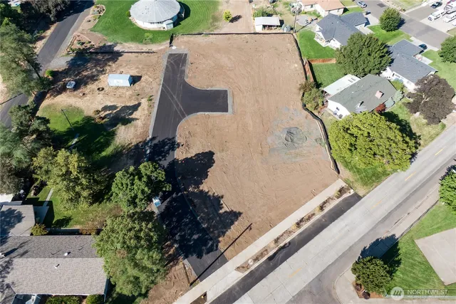 an aerial view of a house having outdoor space