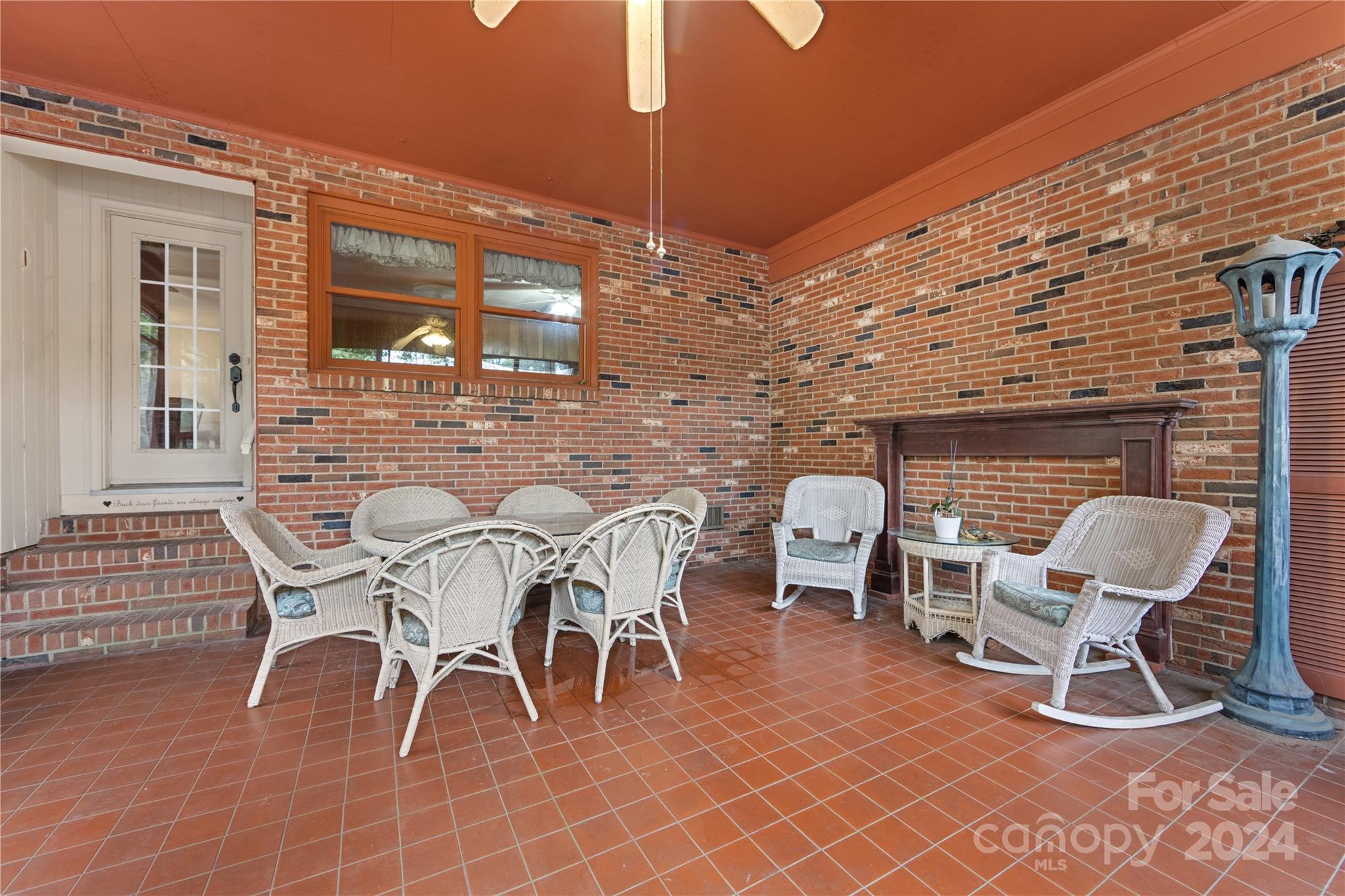 7026 Thermal Road Charlotte, NC 28211 - Photo 32 of 42 Gallery Image 32