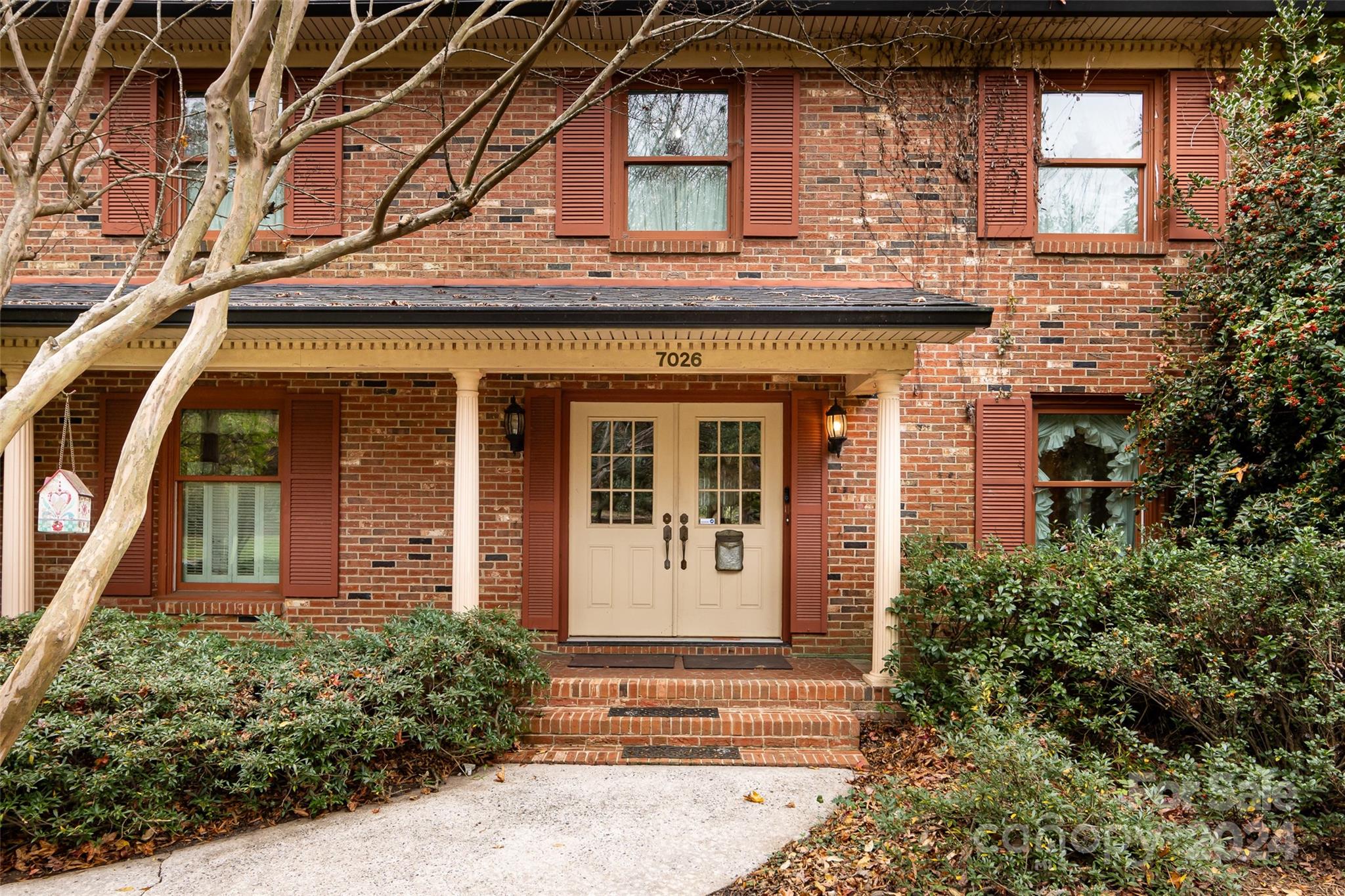 7026 Thermal Road Charlotte, NC 28211 - Photo 4 of 42 Gallery Image 4