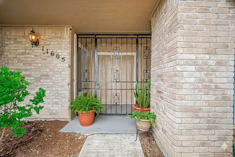 a view of a entryway door of the house