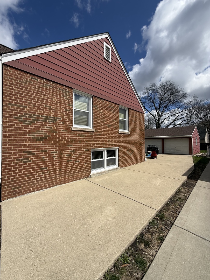609 North Hamlin Avenue Park Ridge, IL 60068 - Photo 2 of 33