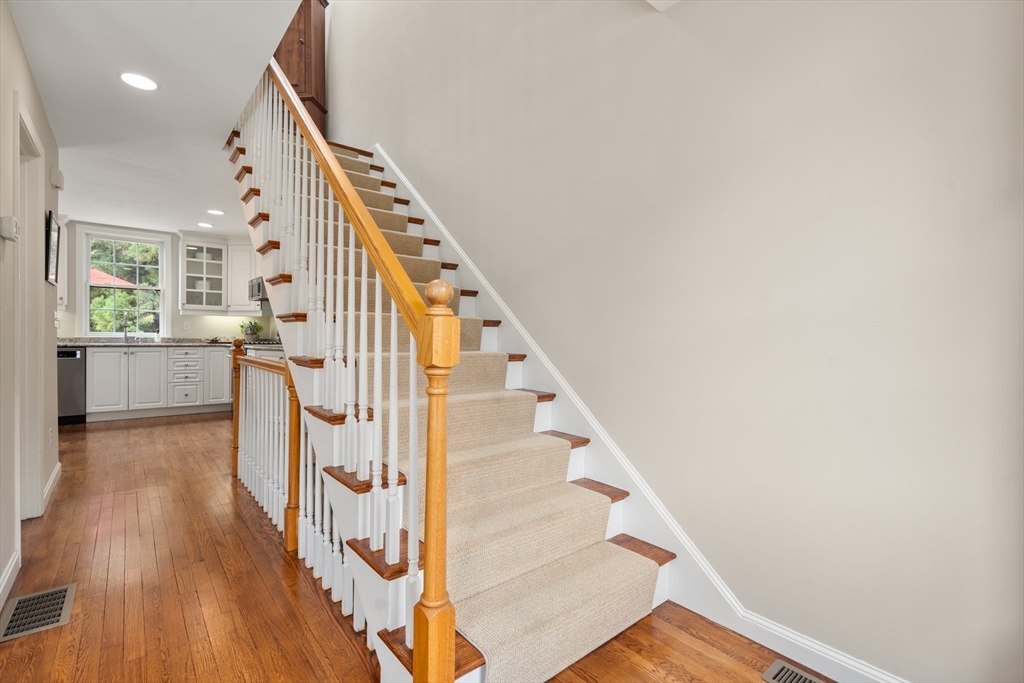 600 Trapelo Road, Unit 8 Waltham, MA 02452 - Photo 18 of 29