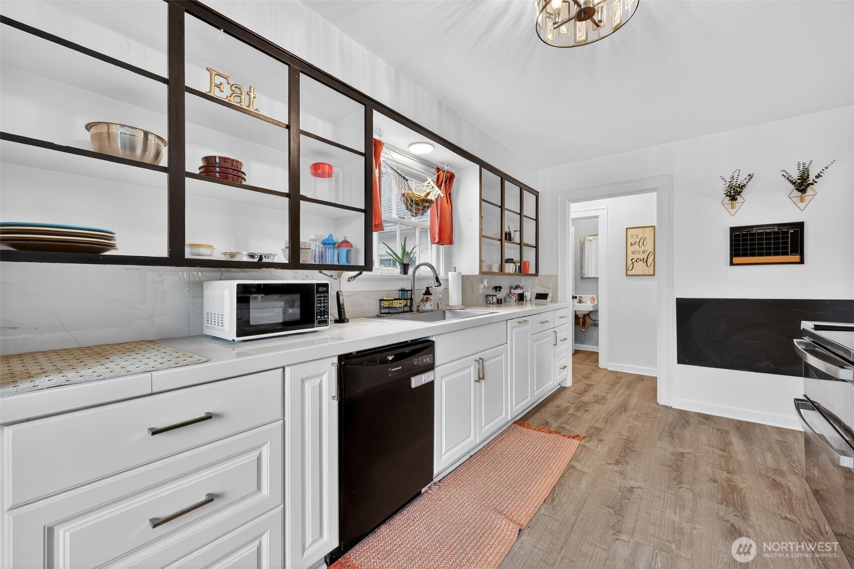 1615 Southwest Snively Avenue Chehalis, WA 98532 - Photo 11 of 34