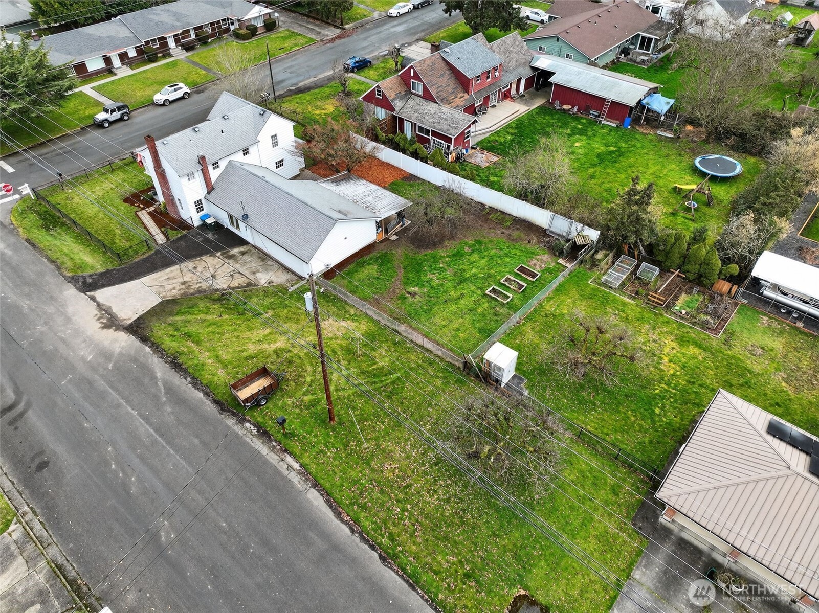 1615 Southwest Snively Avenue Chehalis, WA 98532 - Photo 4 of 34