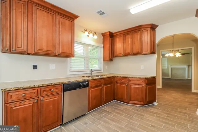 $2,095 | 1927 Addison Road, Marietta, GA 30066