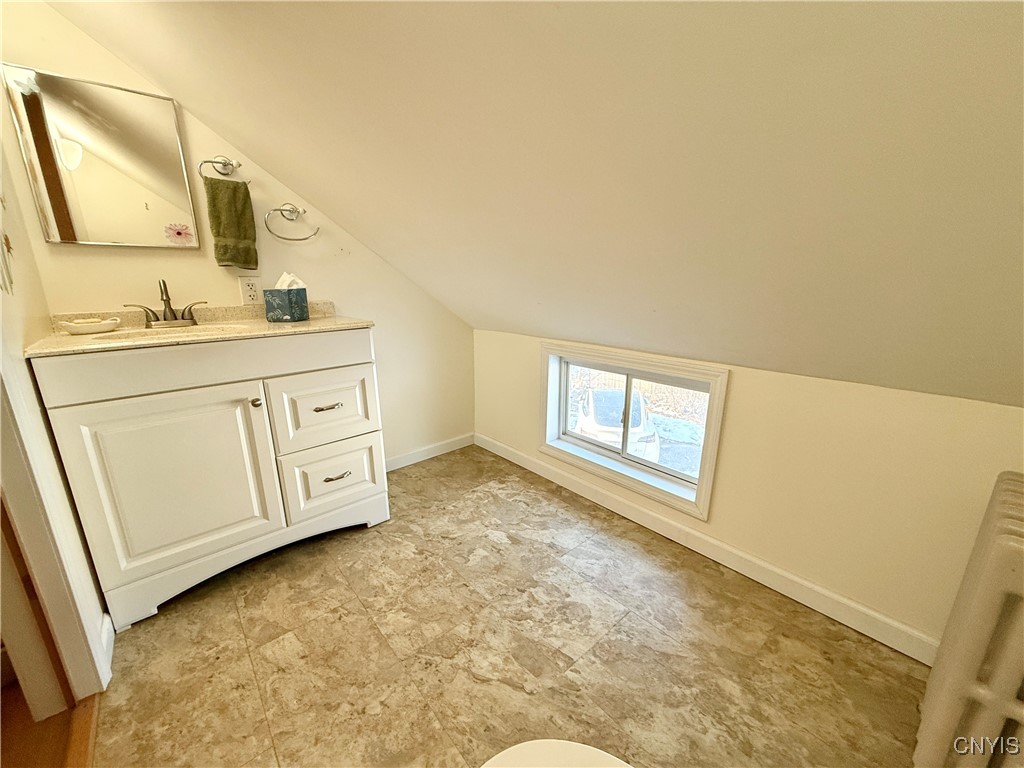 1001 Cold Springs Road Salina, NY 13088 - Photo 25 of 41 2nd Floor 1/2 Bath