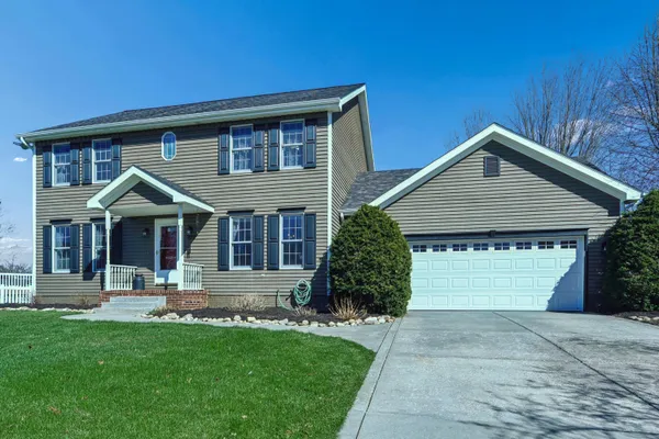 $449,000 | 529 Windridge Drive, Chesterton, IN 46304