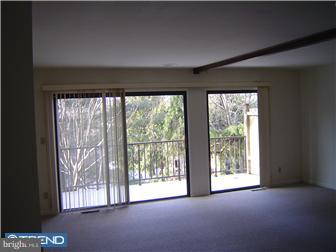 76 Winged Foot Drive Reading, PA 19607 - Photo 3 of 7 Living Room