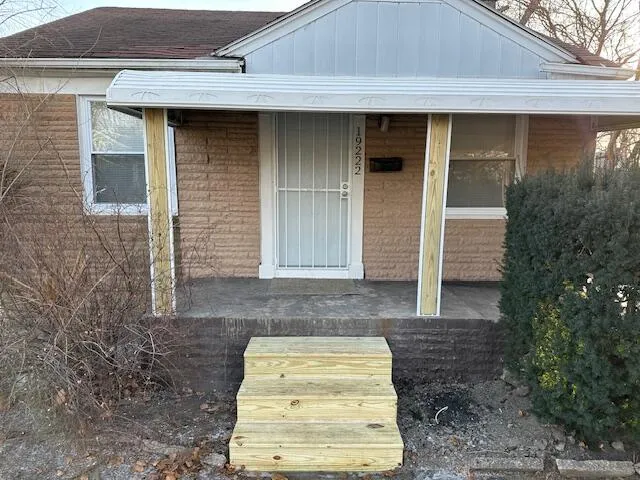$1,200 | 19222 Riopelle Street, Highland Park, MI 48203