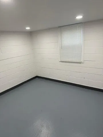 $1,200 | 19222 Riopelle Street, Highland Park, MI 48203