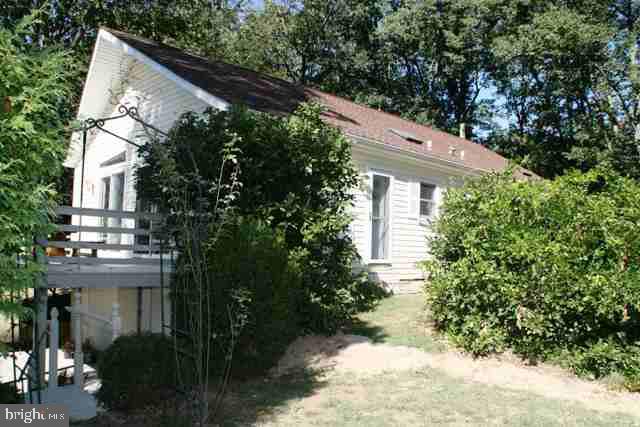 384 Frytown Road Carlisle, PA 17015 - Photo 2 of 25 Gallery Image 2